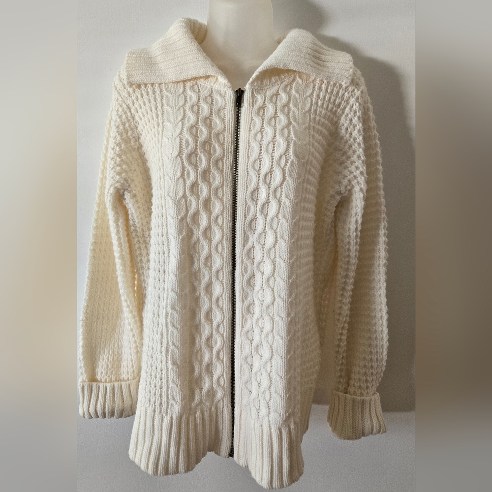 St. Johns Bay Zip Front Cardigan Sz Large Ivory Long Sleeve Euc